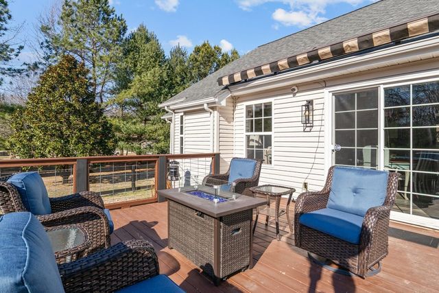 111 Contrary Rd, Burns, TN 37029