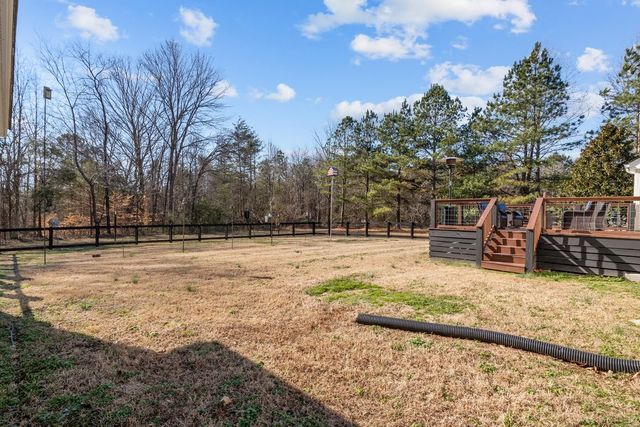 111 Contrary Rd, Burns, TN 37029