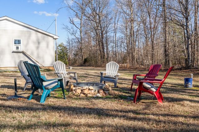 111 Contrary Rd, Burns, TN 37029