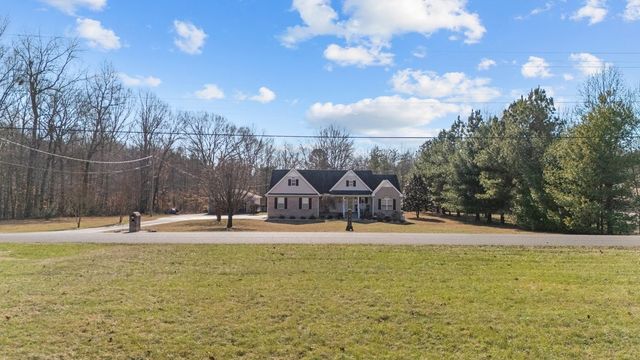 111 Contrary Rd, Burns, TN 37029