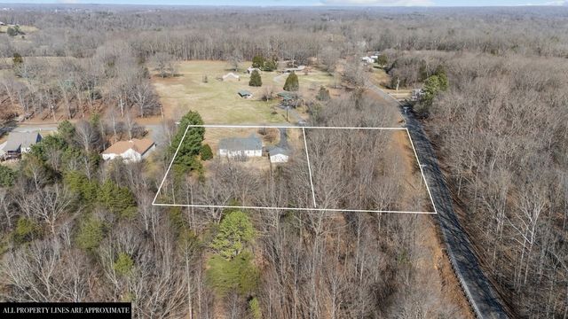 111 Contrary Rd, Burns, TN 37029