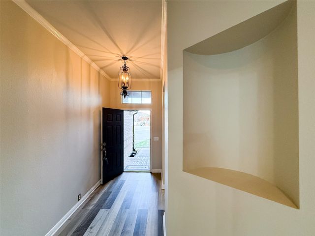 6908 Hayling Way, Denton, TX 76210