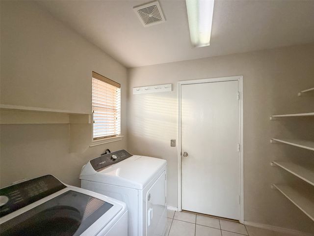 6908 Hayling Way, Denton, TX 76210