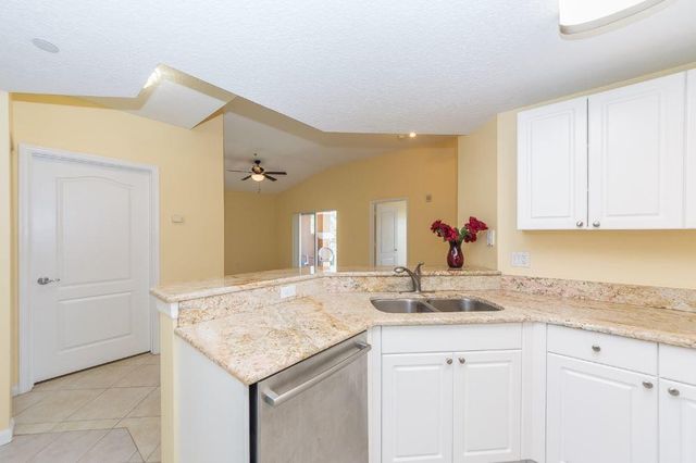 5080 Fairways Circle G301, Vero Beach, FL 32967