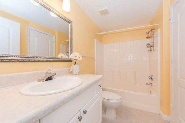 5080 Fairways Circle G301, Vero Beach, FL 32967