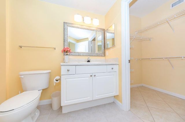 5080 Fairways Circle G301, Vero Beach, FL 32967