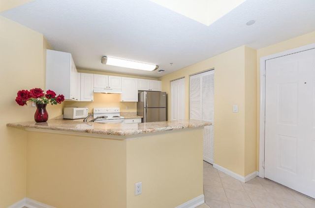 5080 Fairways Circle G301, Vero Beach, FL 32967