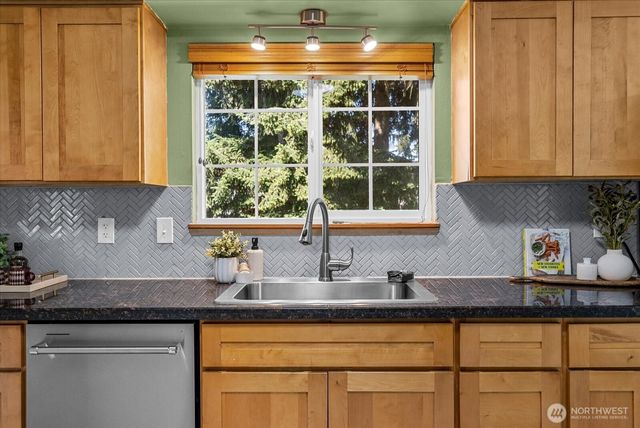 21639 104th Place SE, Kent, WA 98031