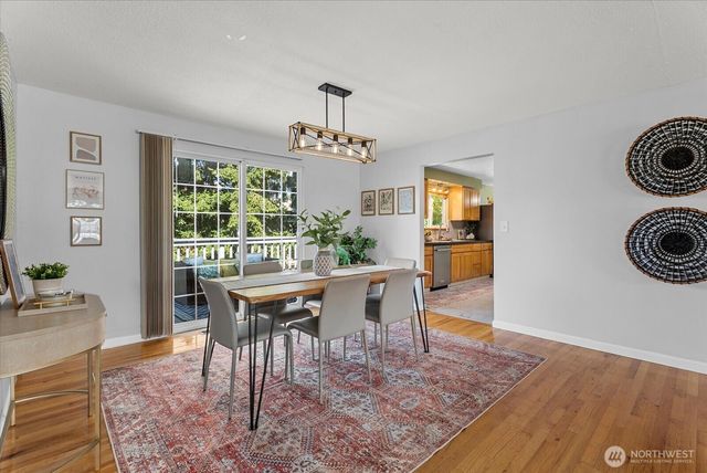 21639 104th Place SE, Kent, WA 98031