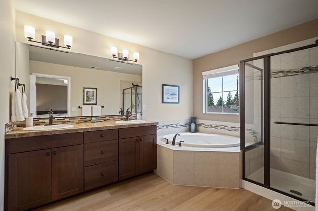 26711 NE 144th Court, Duvall, WA 98019