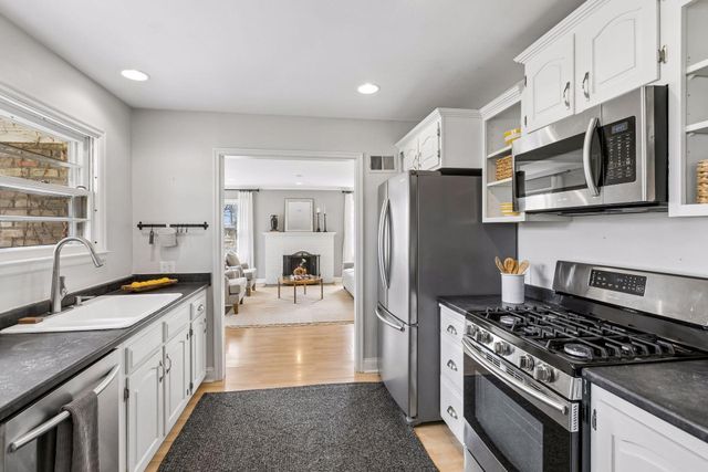 5900 Colfax Avenue S, Minneapolis, MN 55419