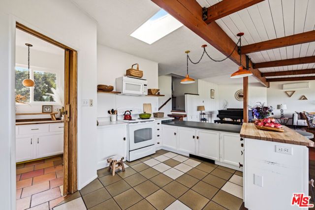 19781 Grand View Drive, Topanga (los Angeles), CA 90290