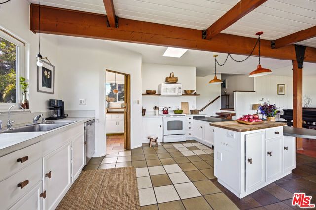 19781 Grand View Drive, Topanga (los Angeles), CA 90290