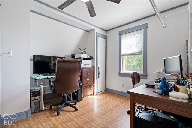 11822 Center Street, Indianapolis, IN 46236