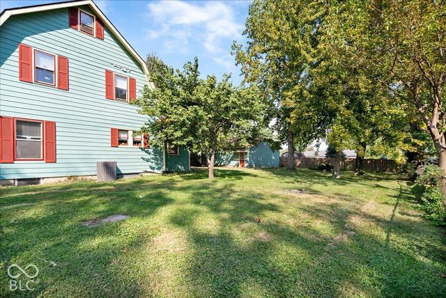 11822 Center Street, Indianapolis, IN 46236