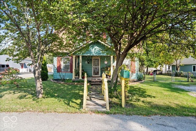 11822 Center Street, Indianapolis, IN 46236