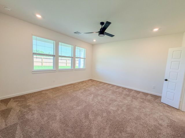 6215 Royal Palm Drive, Manvel, TX 77578