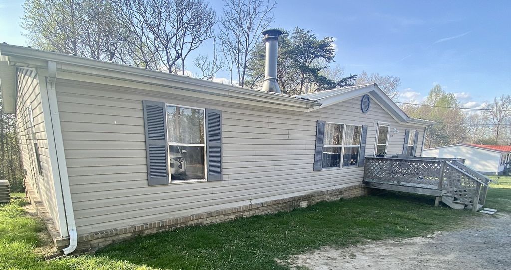 5138 Penthouse Rd, Cookeville, TN 38506