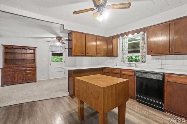 312 N 5th Street R, Festus, MO 63028