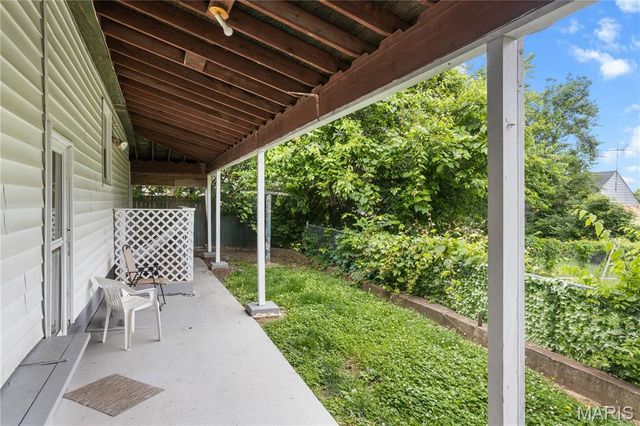 312 N 5th Street R, Festus, MO 63028