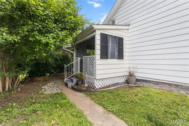 312 N 5th Street R, Festus, MO 63028