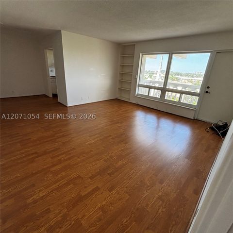 2500 NE 48th Ln 806, Fort Lauderdale, FL 33308