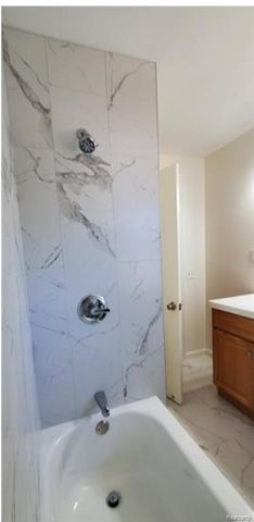 385 Devonshire Street, Ypsilanti, MI 48198