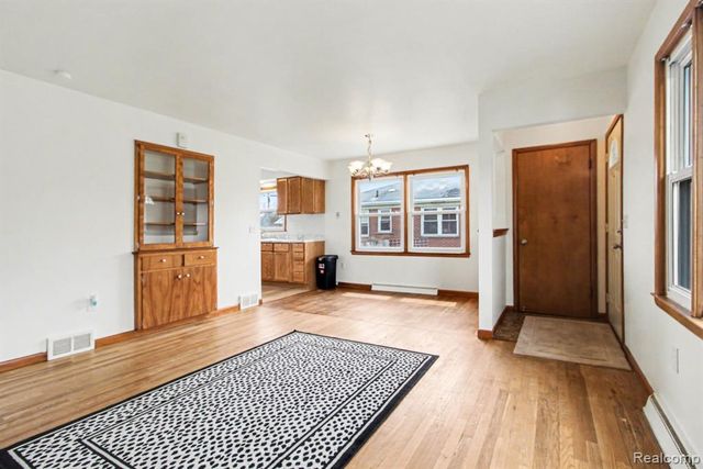 385 Devonshire Street, Ypsilanti, MI 48198