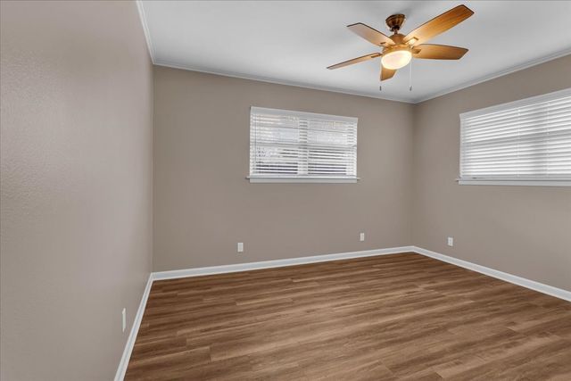 509 Dean Drive, Denison, TX 75020