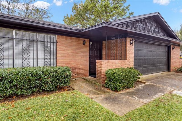 509 Dean Drive, Denison, TX 75020