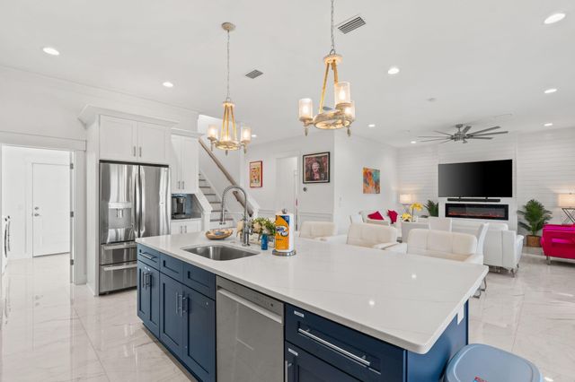 238 N Wells Street, Panama City Beach, FL 32413