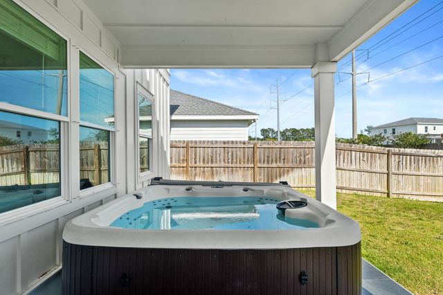 238 N Wells Street, Panama City Beach, FL 32413