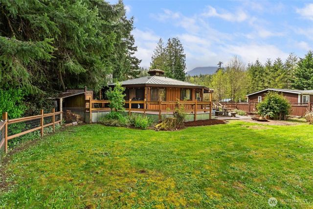 8944 W Pressentin Drive, Concrete, WA 98237
