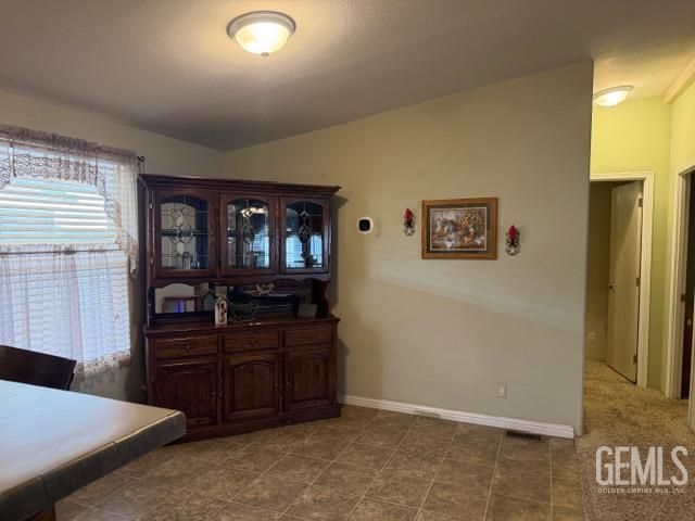 6351 Akers Road 74, Bakersfield, CA 93313