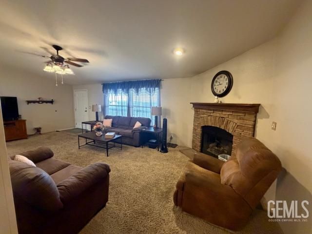 6351 Akers Road 74, Bakersfield, CA 93313