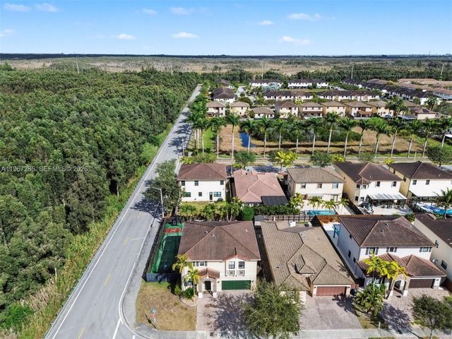 16673 SW 44th St, Miami, FL 33185