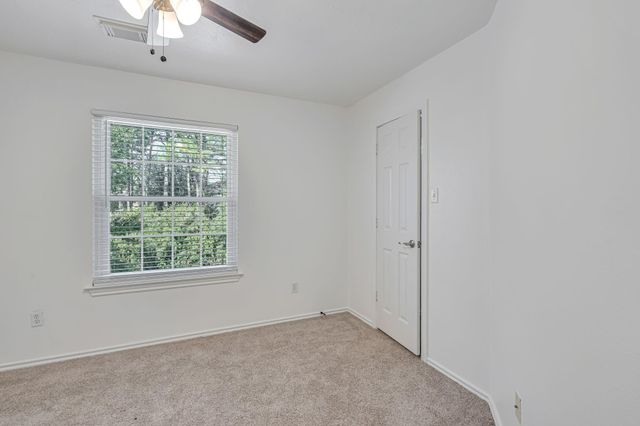 209 E Summerhaze Circle, Spring, TX 77382