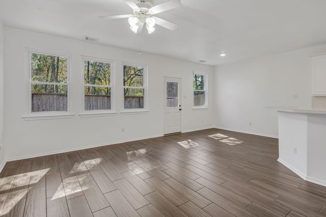 209 E Summerhaze Circle, Spring, TX 77382