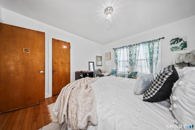 17 Rosedale Avenue, Waterbury, CT 06705