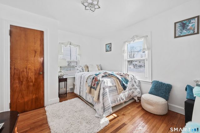 17 Rosedale Avenue, Waterbury, CT 06705