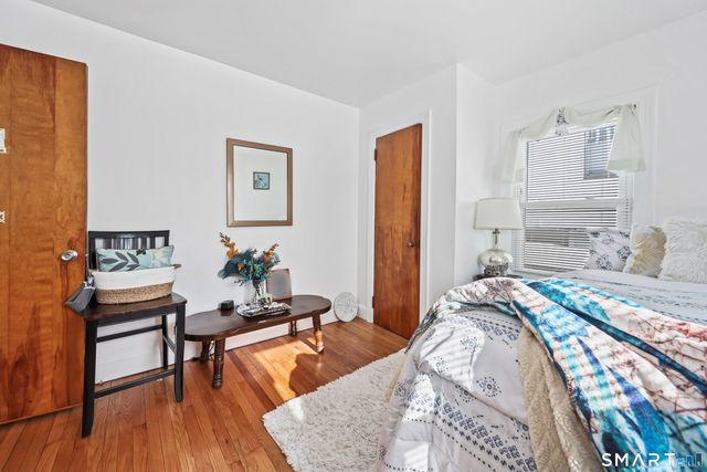 17 Rosedale Avenue, Waterbury, CT 06705