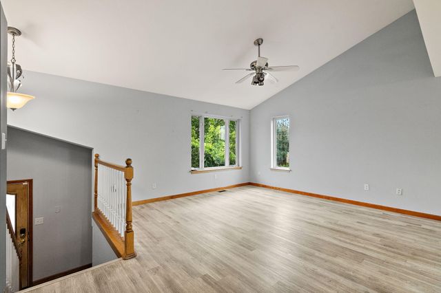 17493 Hoshaw Street, Lowell, IN 46356