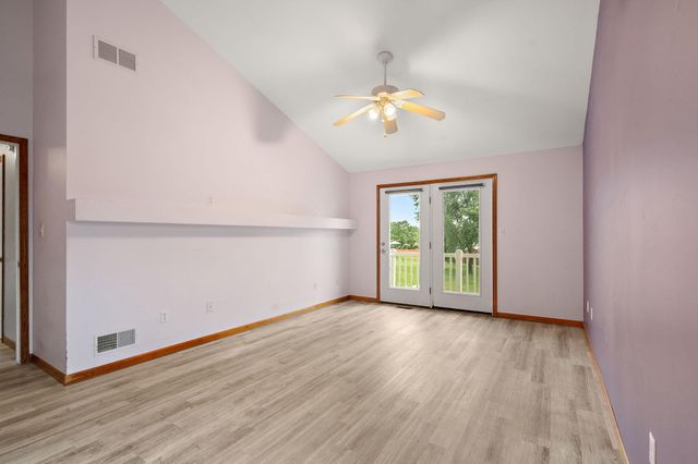 17493 Hoshaw Street, Lowell, IN 46356