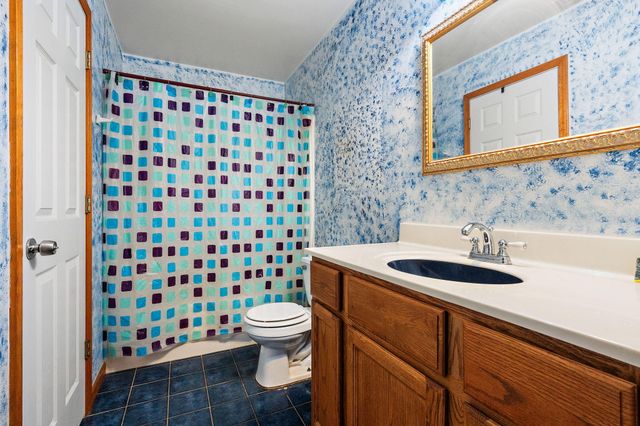 17493 Hoshaw Street, Lowell, IN 46356