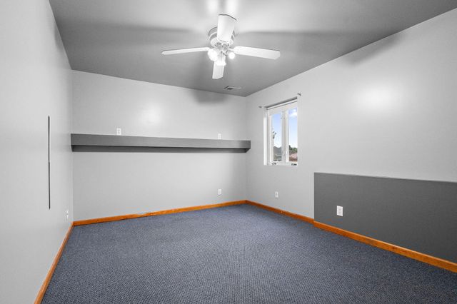 17493 Hoshaw Street, Lowell, IN 46356