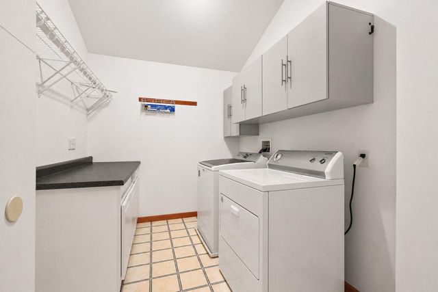 17493 Hoshaw Street, Lowell, IN 46356