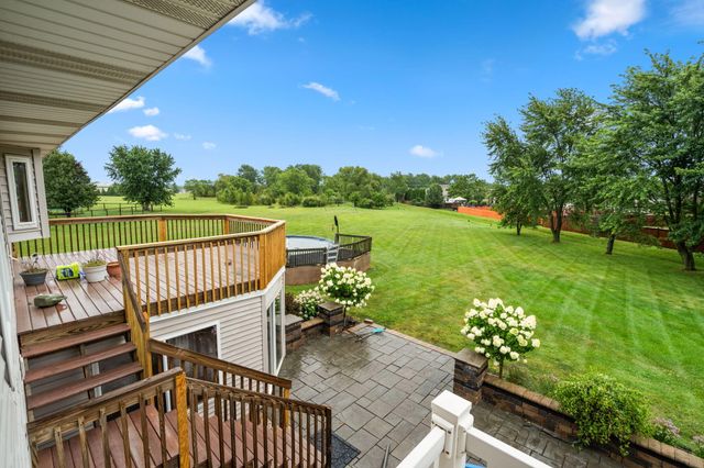 17493 Hoshaw Street, Lowell, IN 46356