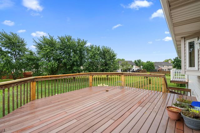17493 Hoshaw Street, Lowell, IN 46356