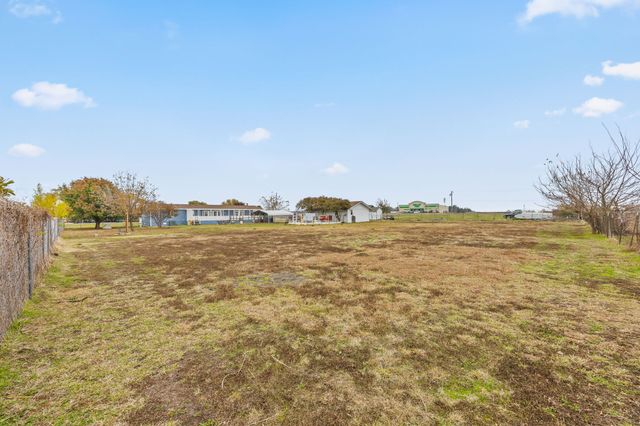 10230 Country Time Road, Princeton, TX 75407