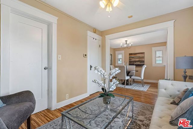 8966 Cadillac Avenue, Los Angeles, CA 90034